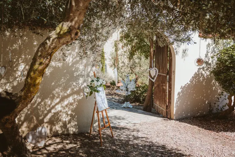 How to Book Your Cyprus Destination Wedding — image 15 of 31