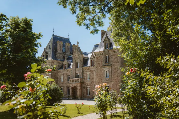 Escape to the Chateau Wedding Photographer, France — Beziique — image 4 of 41