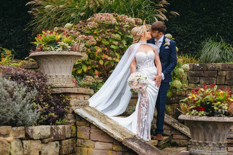 Ian & Jade's Glam Gold Hedsor House Wedding — image 31 of 43