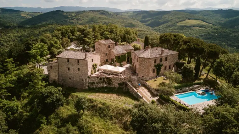 Livernano Estate Wedding Photographer Tuscany — image 4 of 38