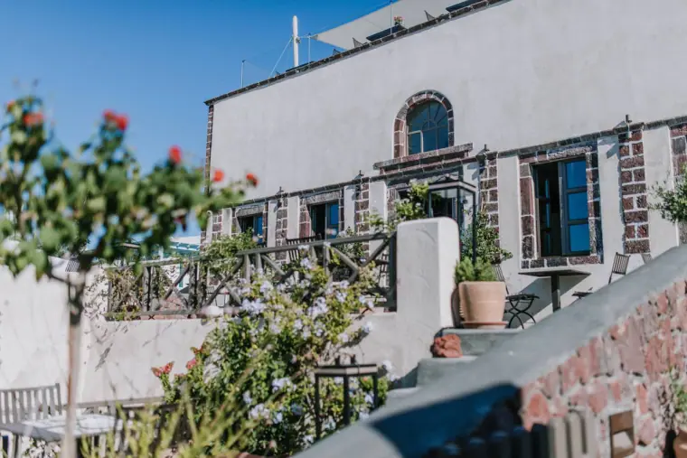 Santorini Destination Wedding Photography Travels — image 7 of 37