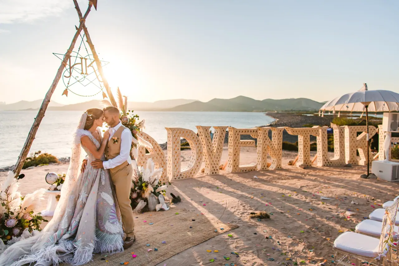 Sarati Villa Ibiza Wedding Photographer — Beziique
