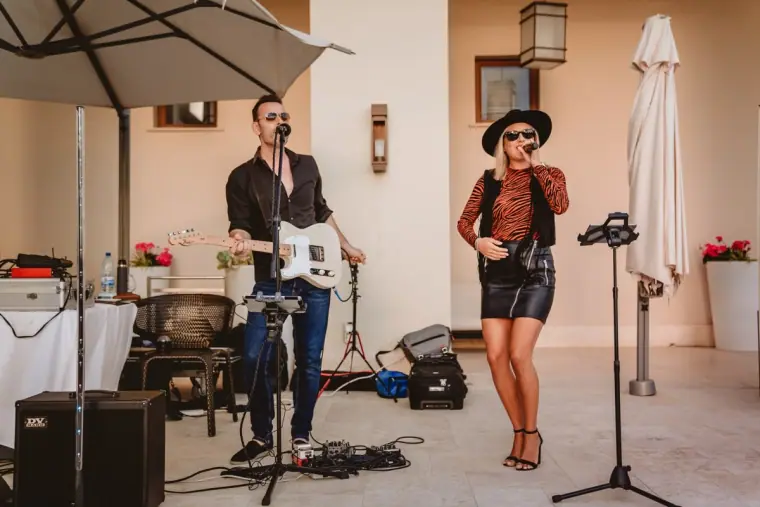 Cyprus Wedding Singer & Wedding Entertainment — Aimie Wild — image 5 of 8