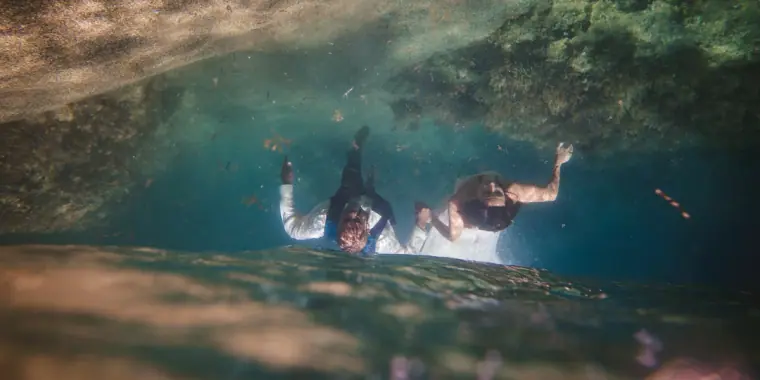 Underwater Photoshoot in Cyprus — Beziique — image 3 of 4